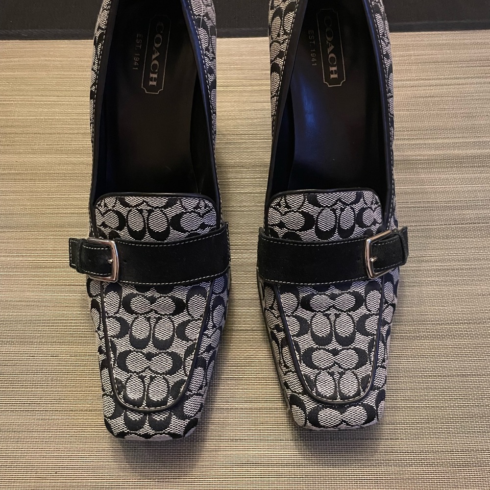 Coach heels Size 8.5
